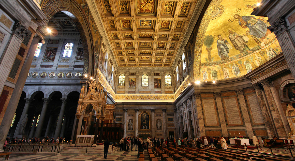 La Basílica de San Pablo Extramuros - El transepto, el ciborio y el ábside