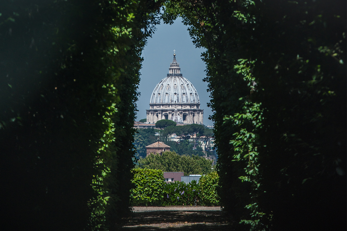 Dal Buco della Serratura è possibile vedere il Cupolone della Basilica di San Pietro