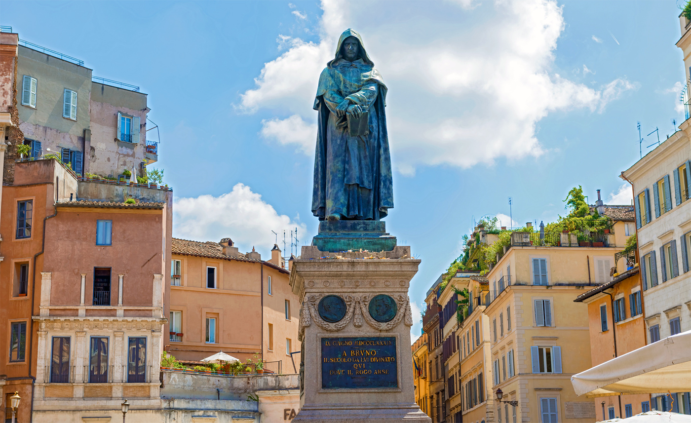 La statua di Giordano Bruno in Campo dei Fiori