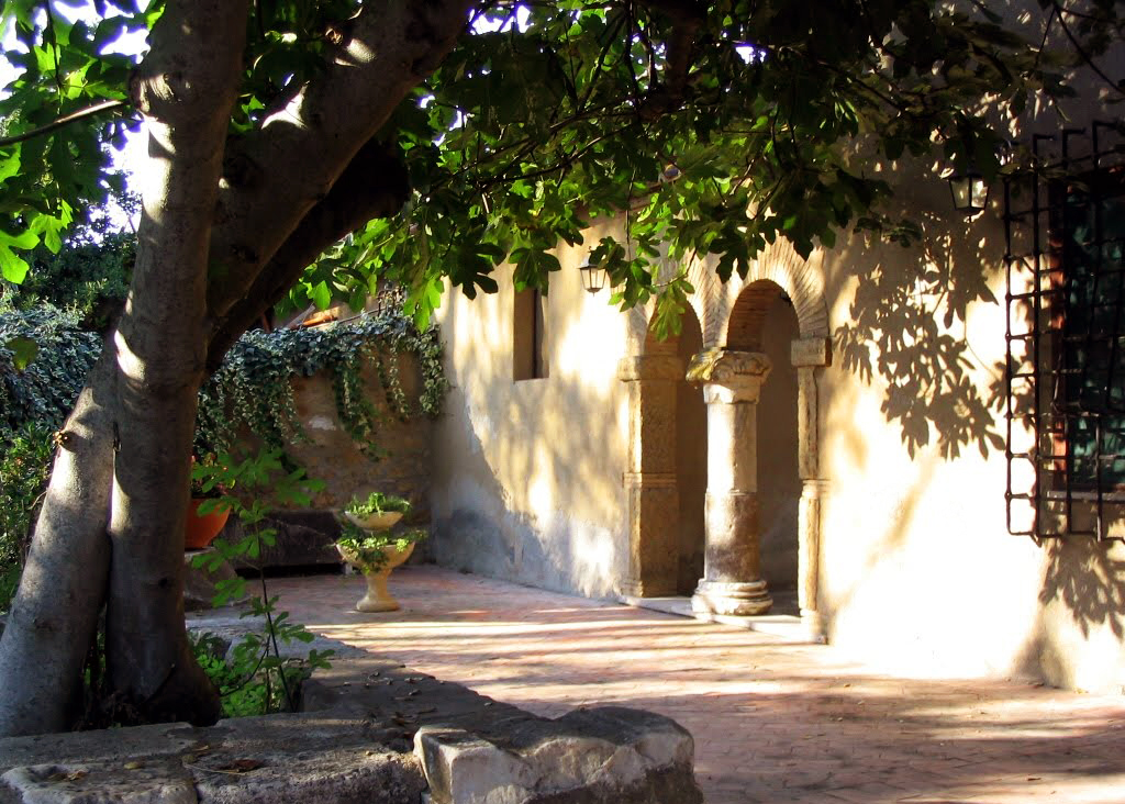El Castillo de Santa Severa - patio interior