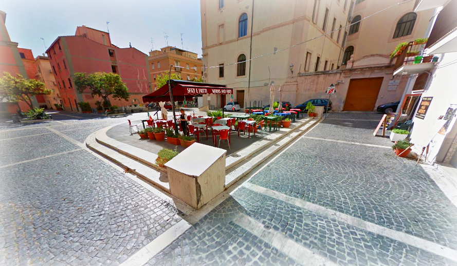 Civitavecchia - Plaza Antonio Fratti