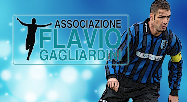 Logo de la Asociación y Flavio Gagliardini en acción