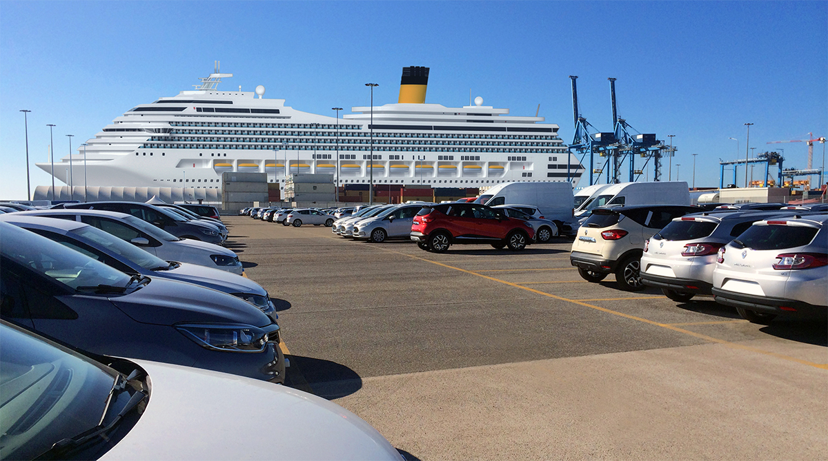 Il Parcheggio Cruise del Porto di Civitavecchia Il Parcheggio Cruise del Porto di Civitavecchia