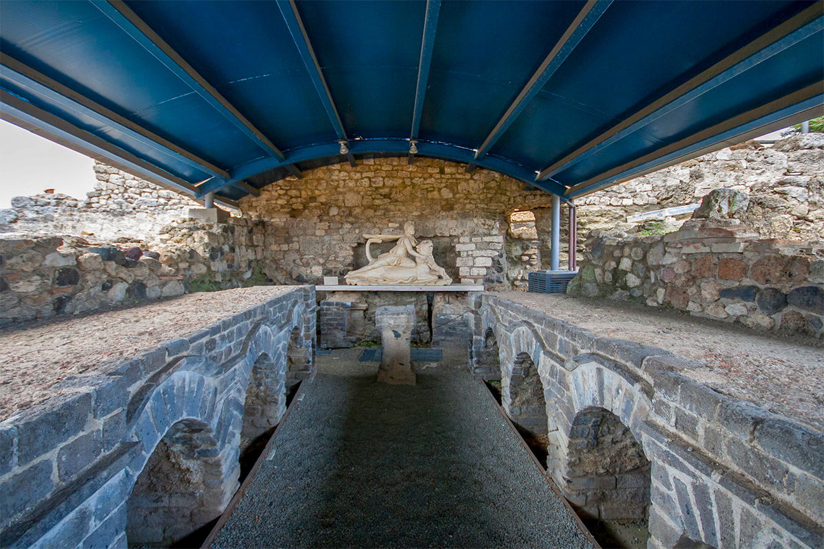 Vulci Archaeological Park: domus with the mithraeum.