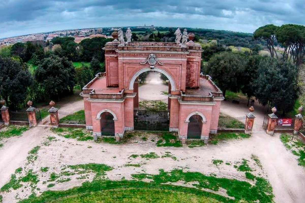 Arco dei Quattro Venti - Villa Pamphili (Rome) Arco dei Quattro Venti - Villa Pamphili (Rome)