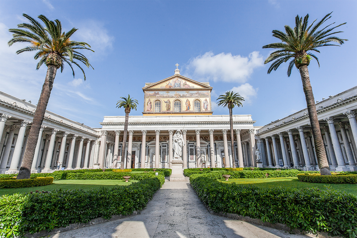 La Basílica de San Pablo Extramuros - El cuadripórtico