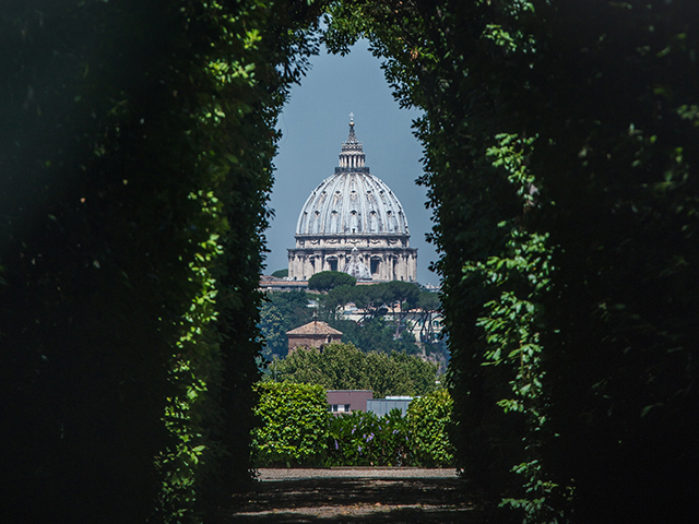 St. Peter seen through the Key Hole