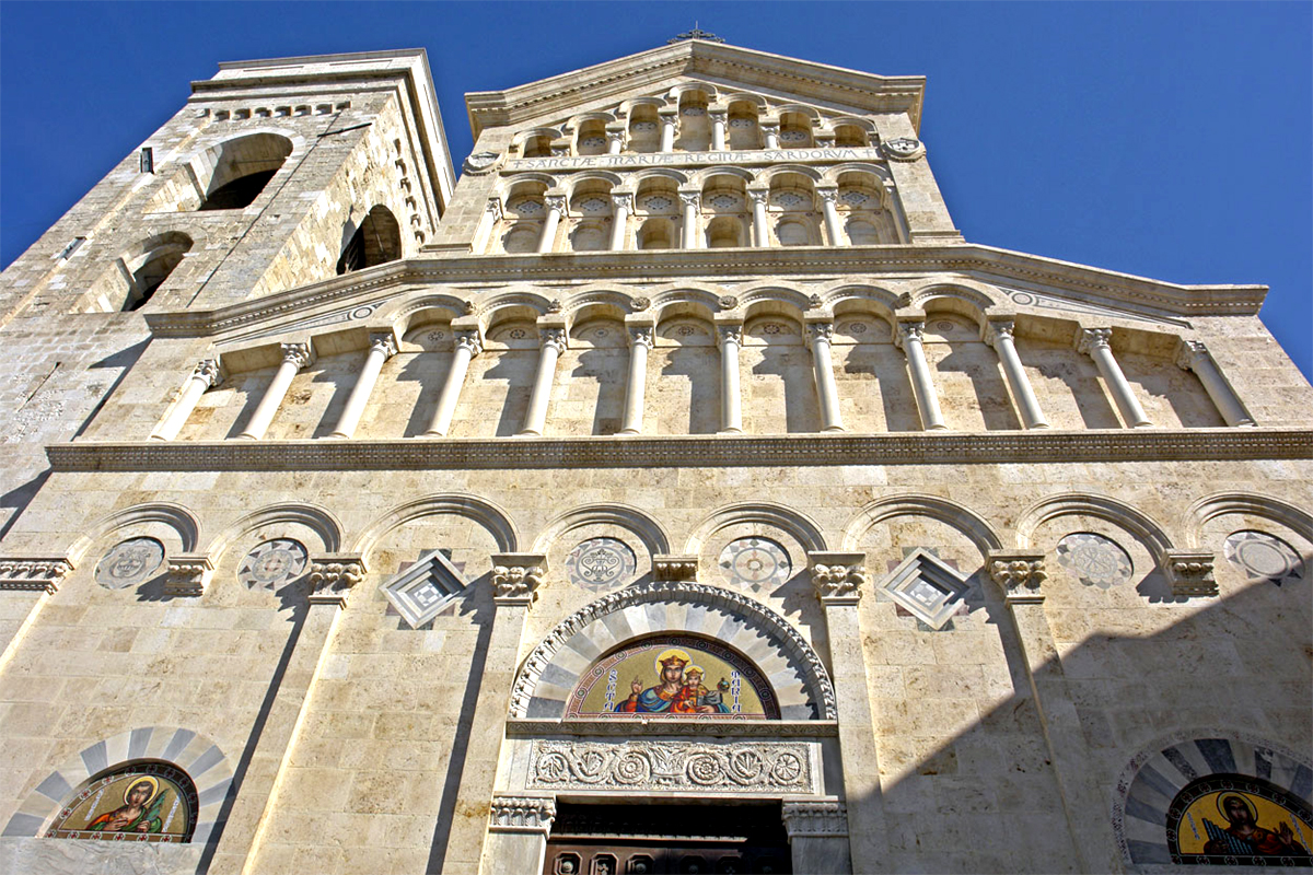 La Catedral de Santa María en Cagliari - Wikipedia CC BY-SA 3.0 - Hans Peter Schaefer