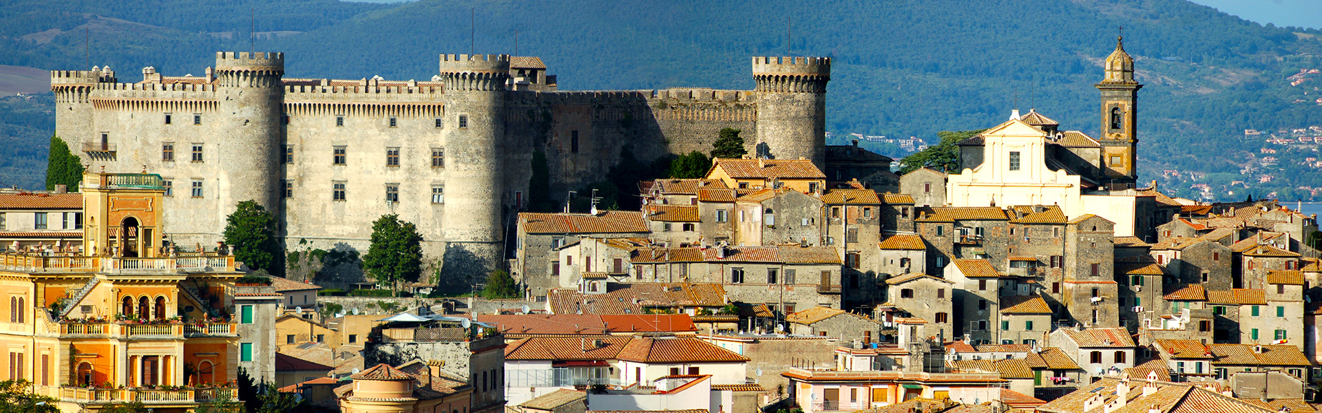 Ideas for All Saints' Long Weekend 2016: from castle to castle (picture: Odescalchi Castle in Bracciano)