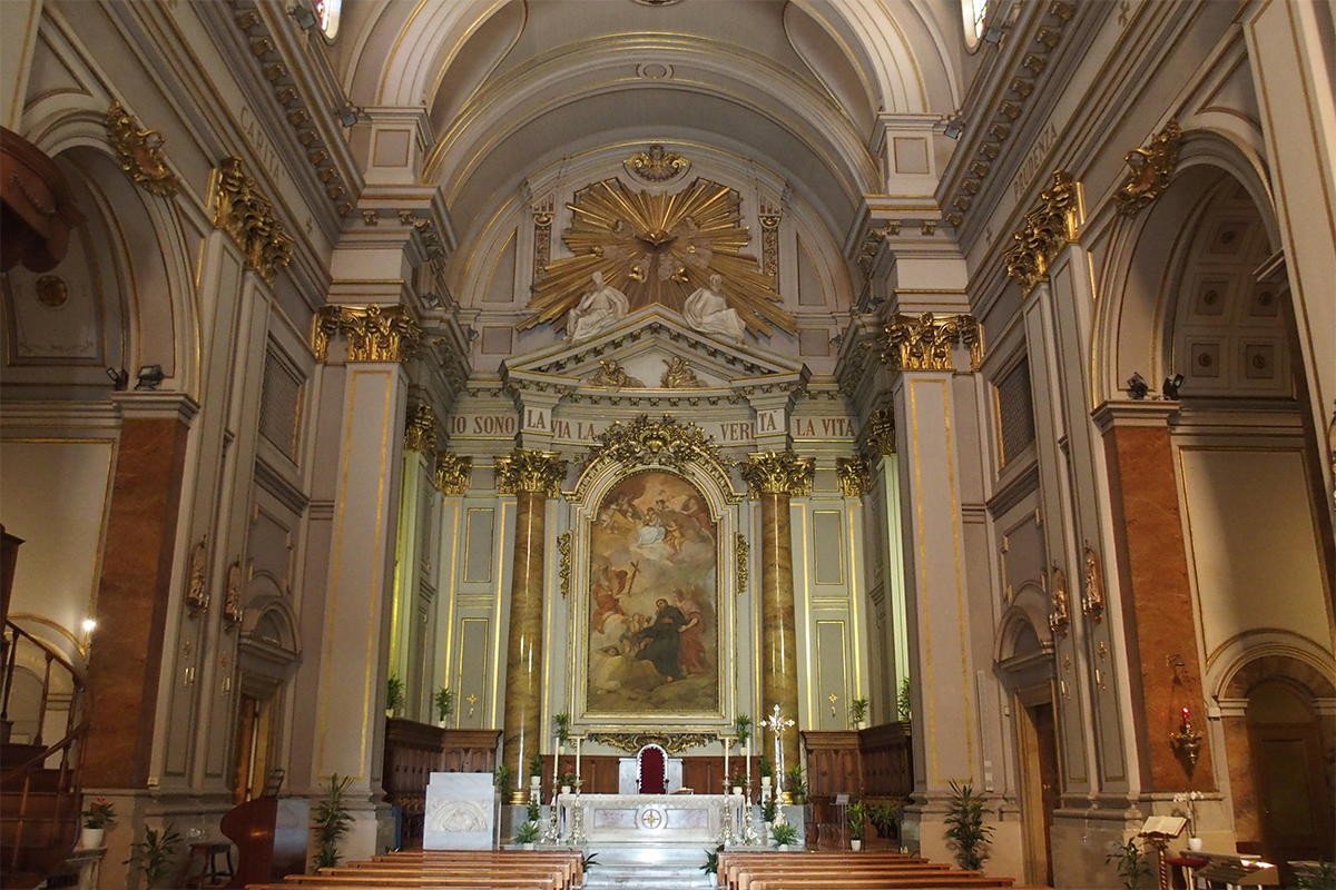 La Cattedrale di Civitavecchia - La Navata Interna