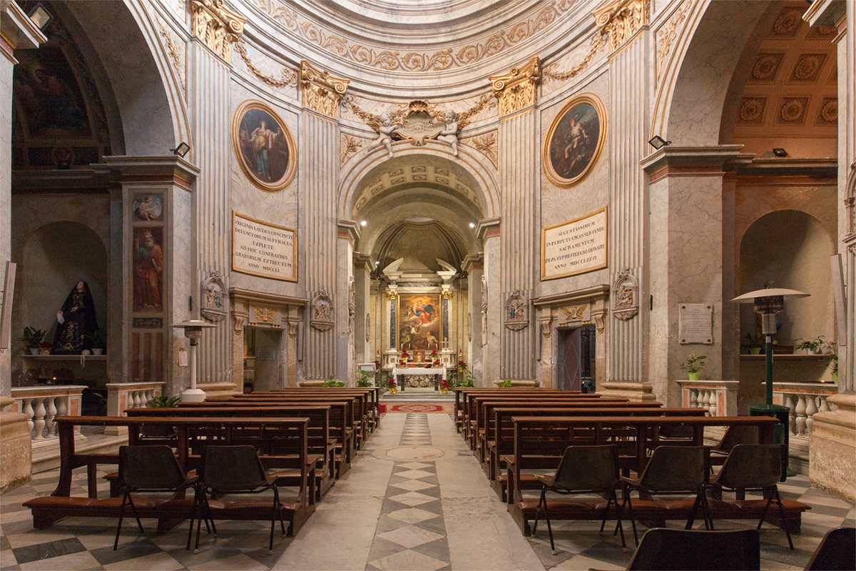 Church of the Prayer and Death (Chiesa della Morte) in Civitavecchia: main nave
