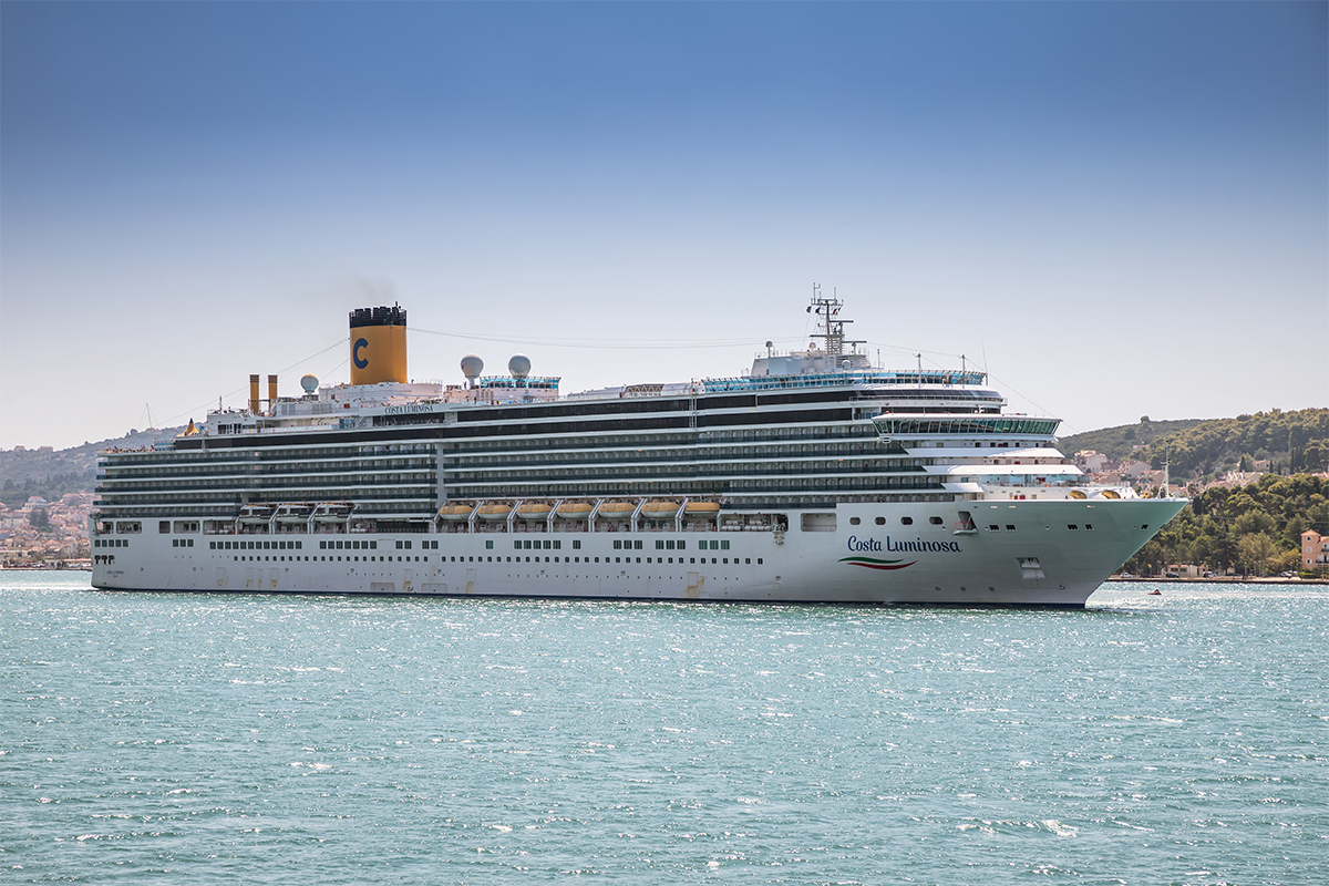 The Costa Luminosa is one of the ships scheduled to arrive in Civitavecchia in January 2022.