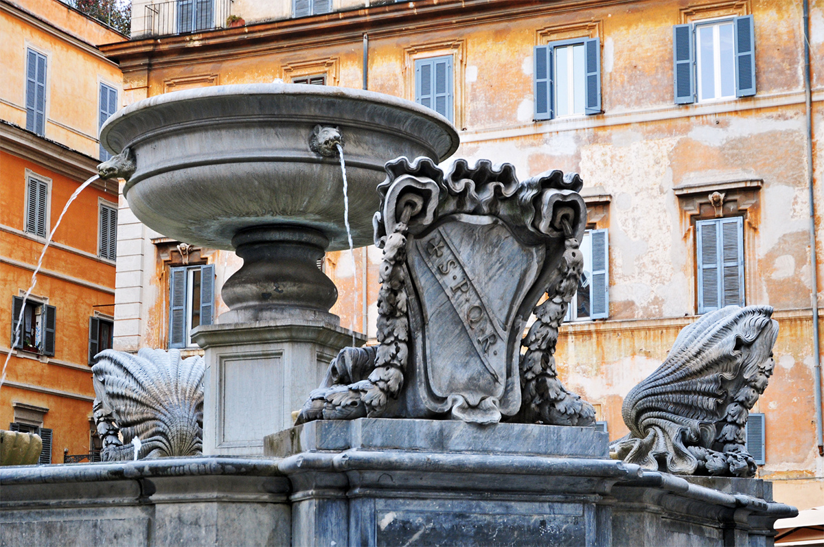 The fountain at Piazza Santa Maria in Trastevere