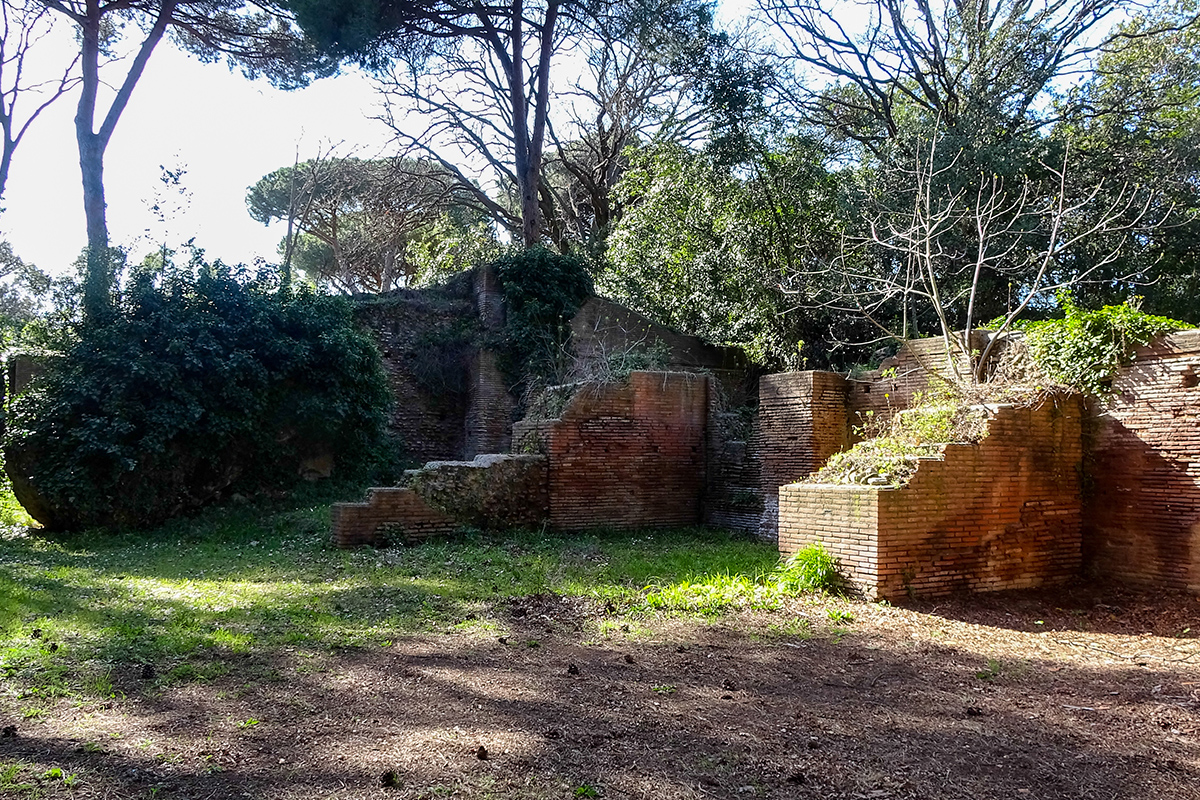 Le rovine del Porto di Traiano