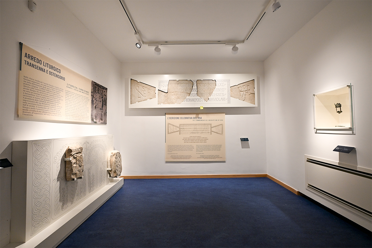 Liturgical furnishings at the National Archaeological Museum of Civitavecchia - Photo by Luciano Giobbi