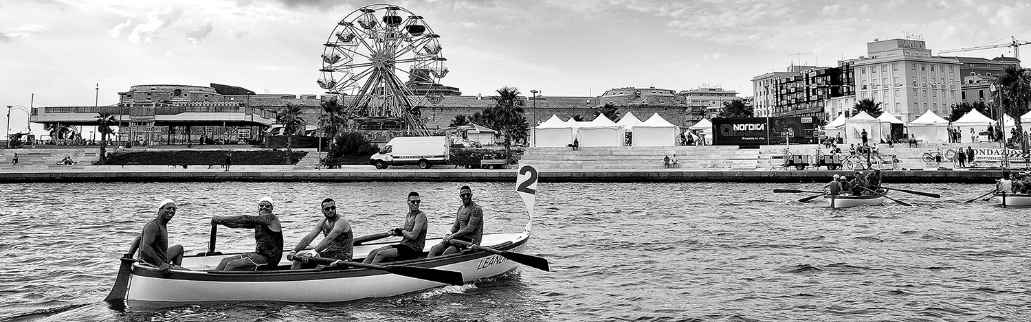 Palio Marinaro di Civitavecchia: un equipaggio 