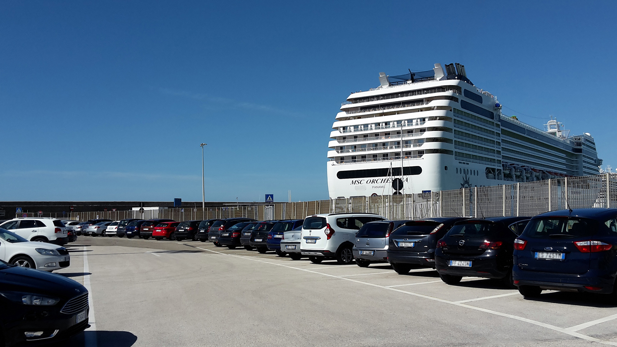 Cars parked at Bramante: the parking inside the Port of Civitavecchia and really close to your cruise ship