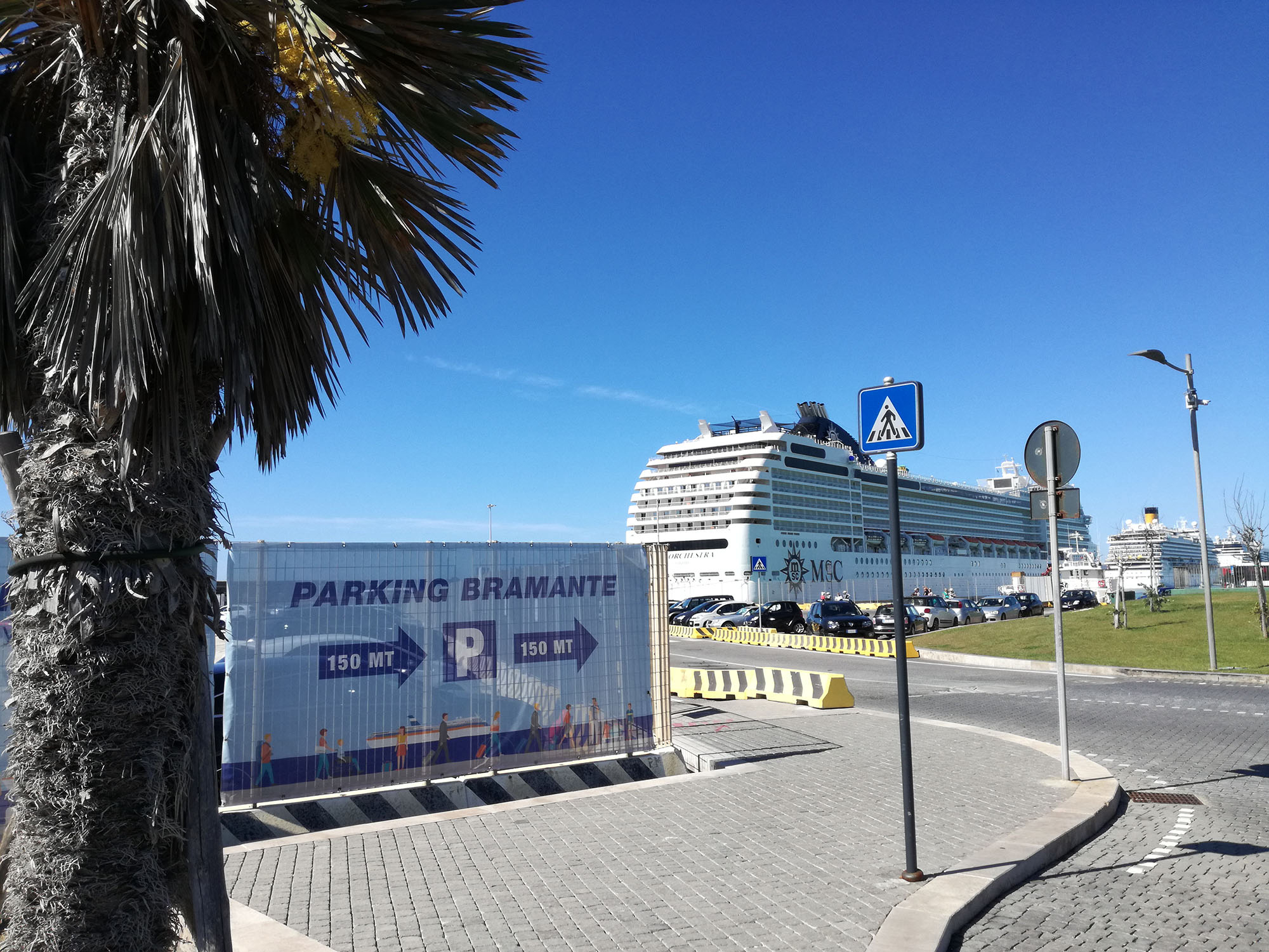 The parking lot Bramante in the port of Civitavecchia, just a few meters away from cruise ships