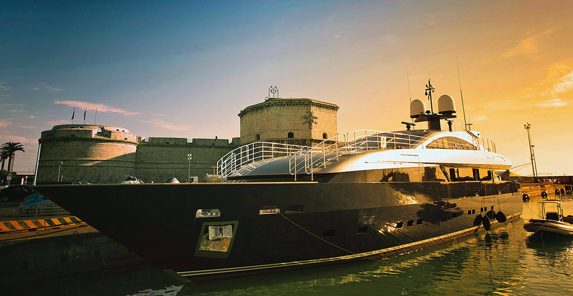 I Super Yachts al Porto di Civitavecchia