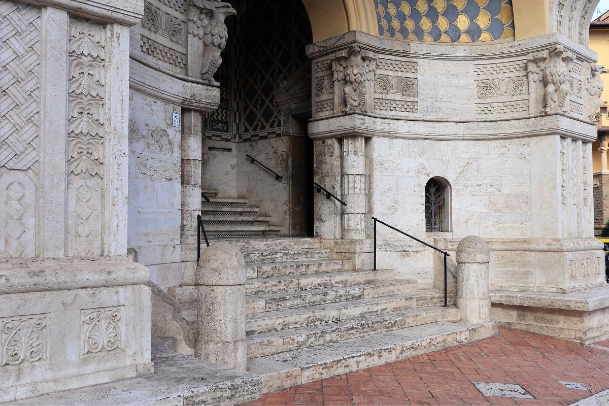 Dove Potersi Fermare Quartiere Coppedè - Roma