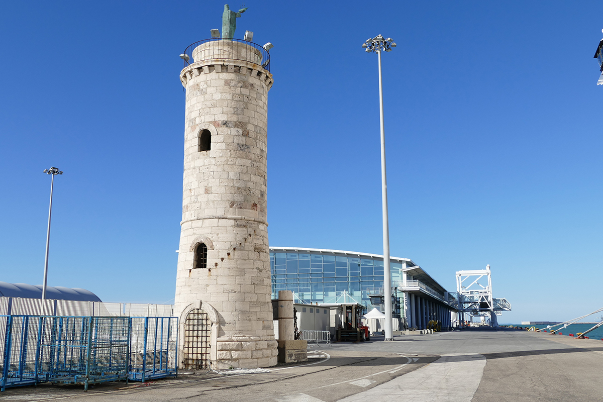 civitavecchia cruise port entrance