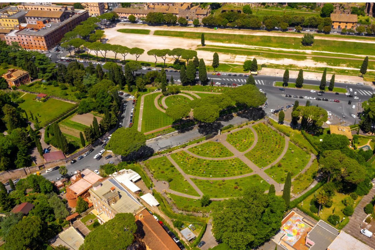 Il Roseto Comunale di Roma