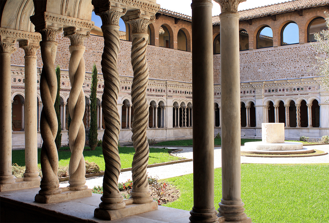 Il Chiostro di San Giovanni in Laterano