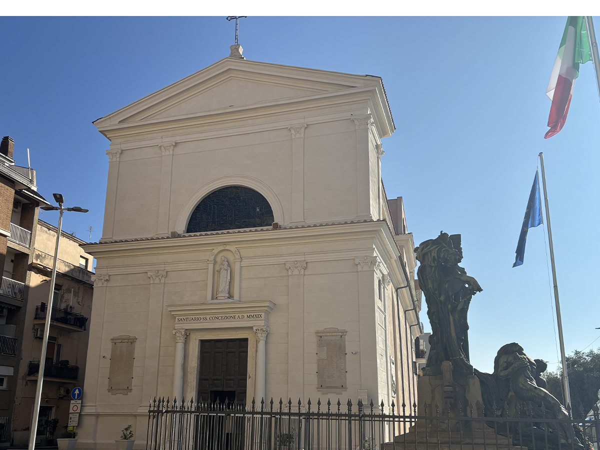 Santuario della SS Concezione - Piazzale degli Eroi