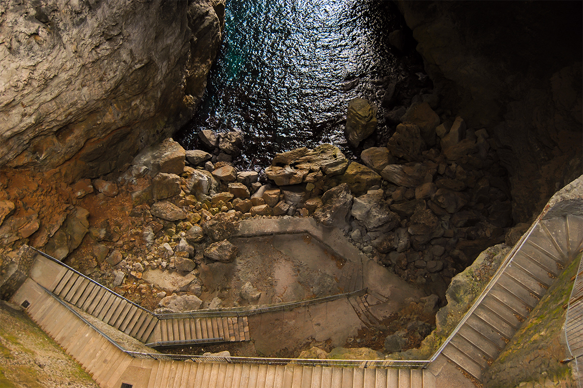 The stairway to the Turk's Cave in Gaeta