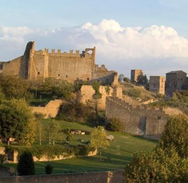 Tuscania: cosa vedere nella perla medievale della Tuscia