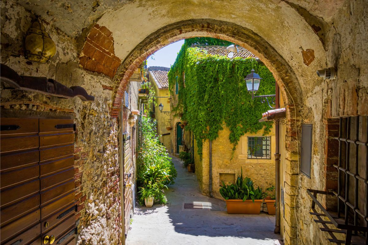 callejones de Capalbio
